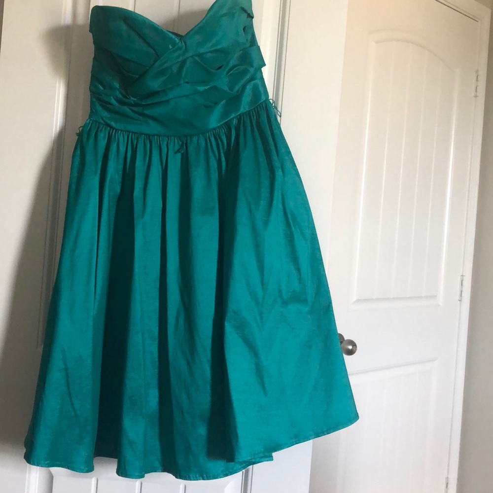 Emerald green elegant dress